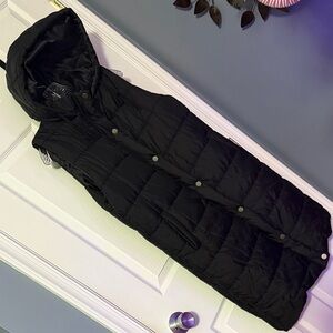 Women's Black Puffer Vest with Hood